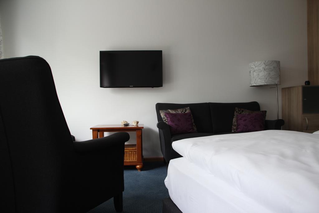 Hotel Lindenstrasse Neuenhagen bei Berlin Quarto foto