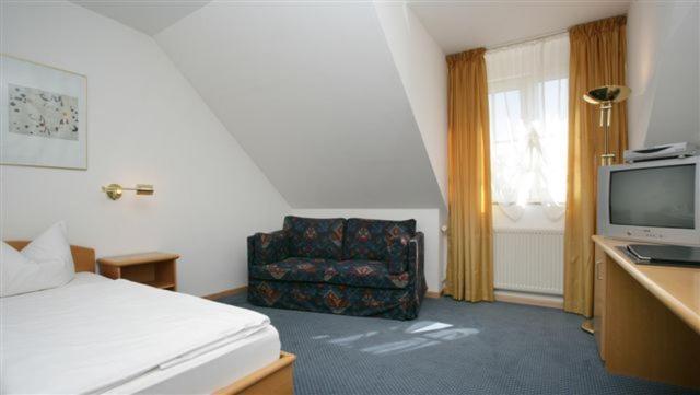 Hotel Lindenstrasse Neuenhagen bei Berlin Exterior foto
